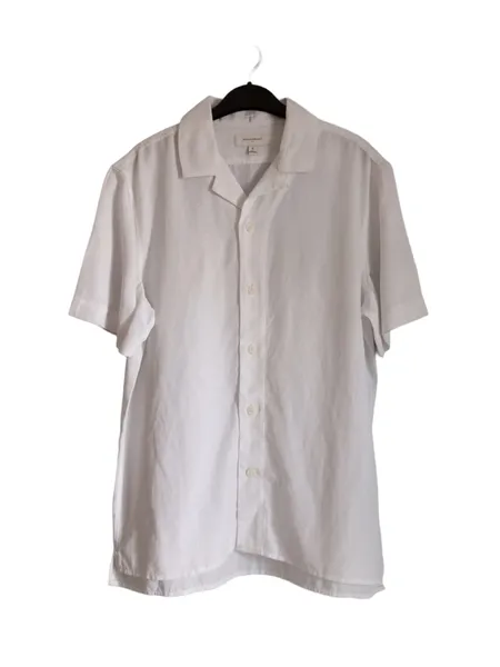 Women's V-neck shirt