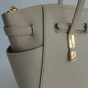 leather tote bag